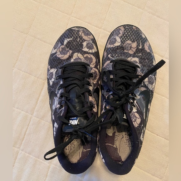 nike metcons 2